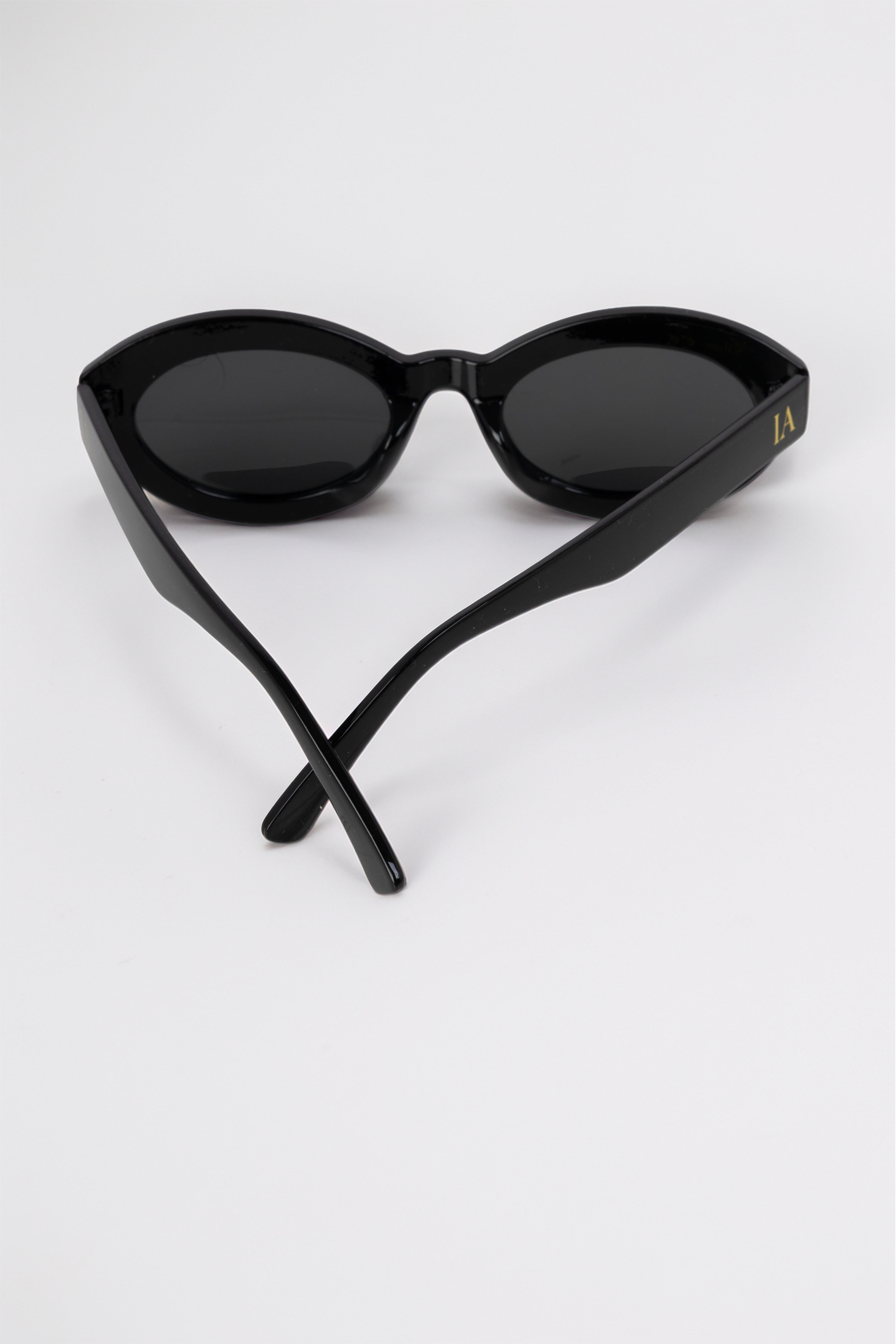 IA 101 BS01 - Oval/Black