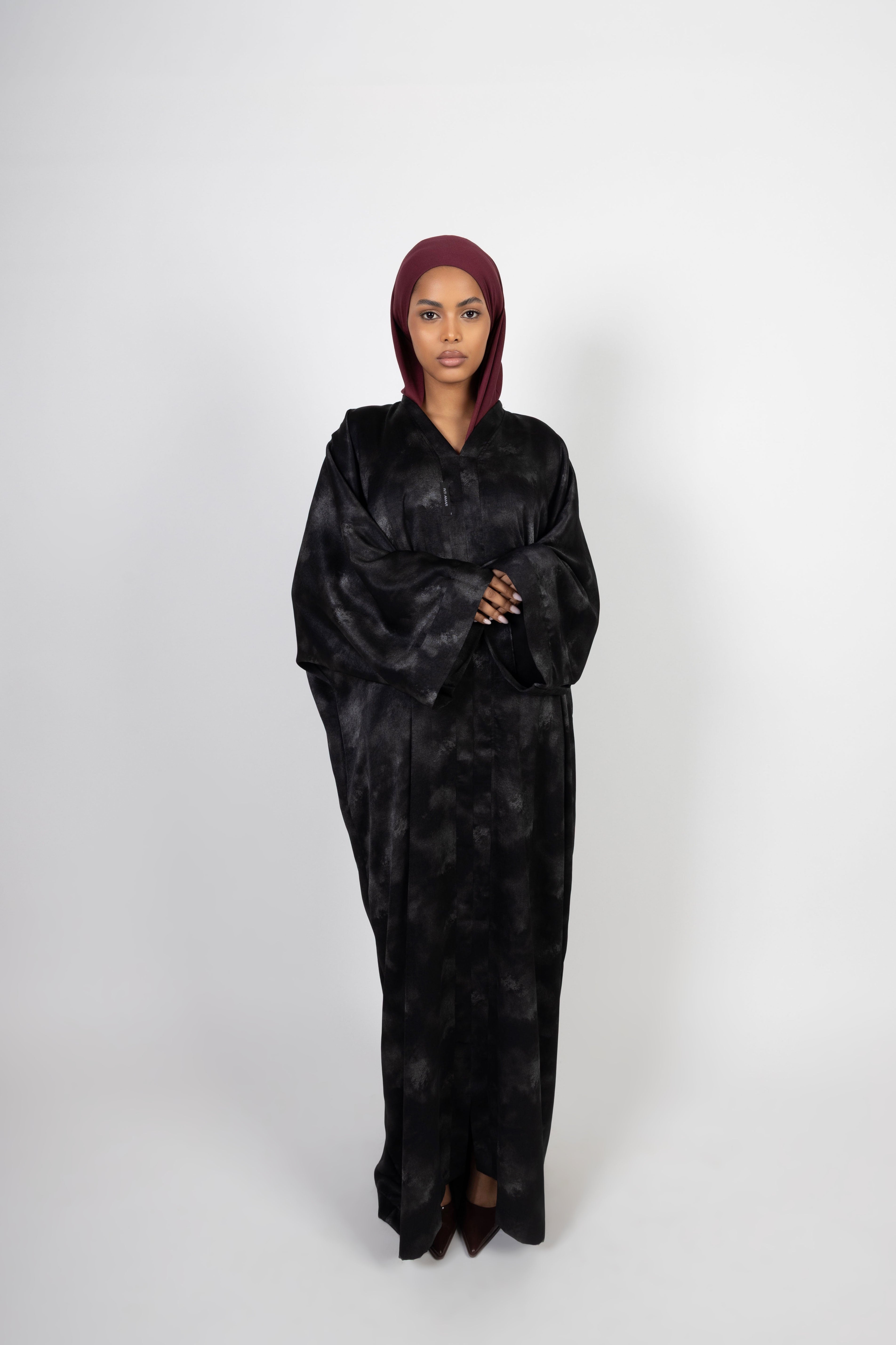 Abaya - Midnight Bloom