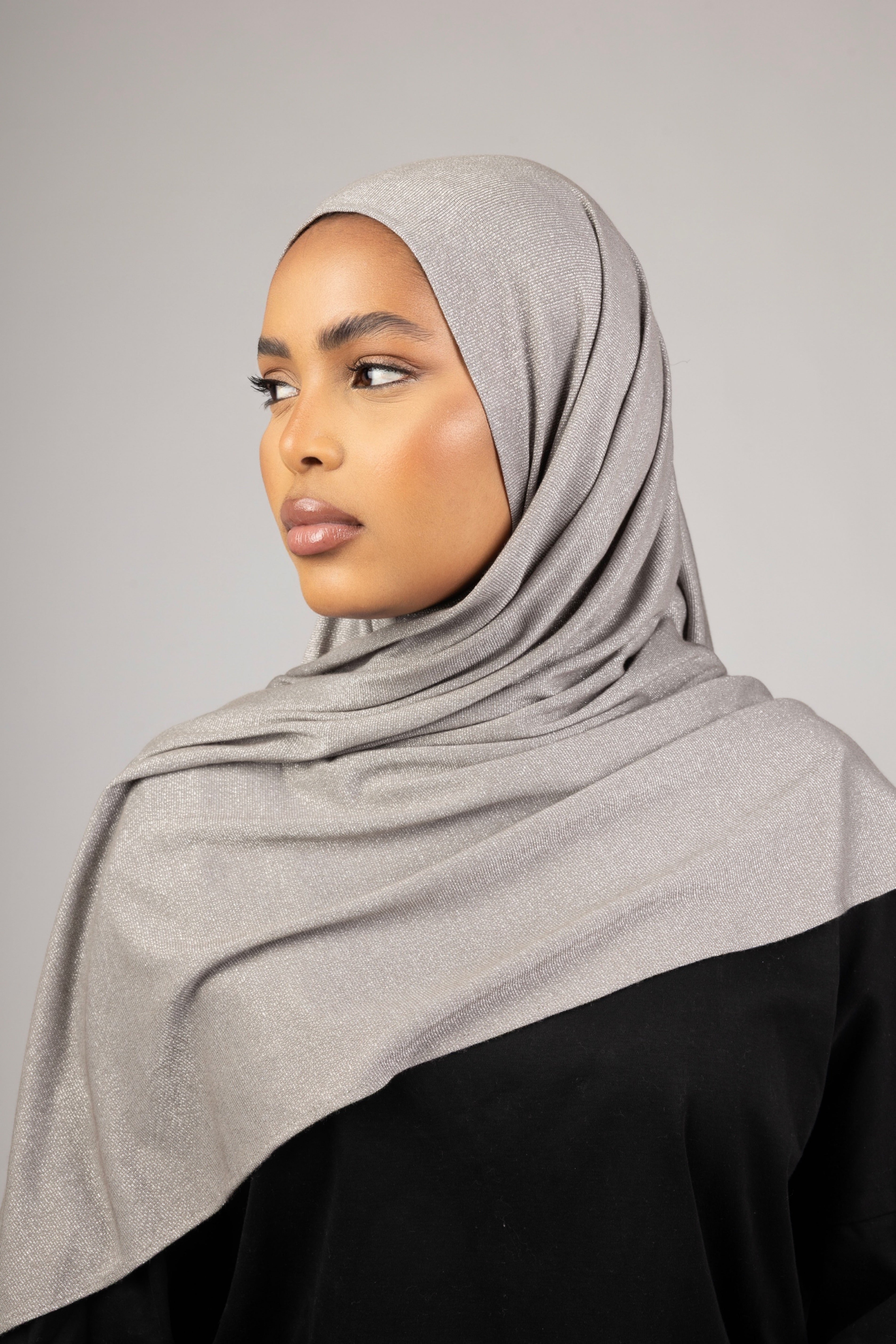 Luma Hijab Glow - Dove