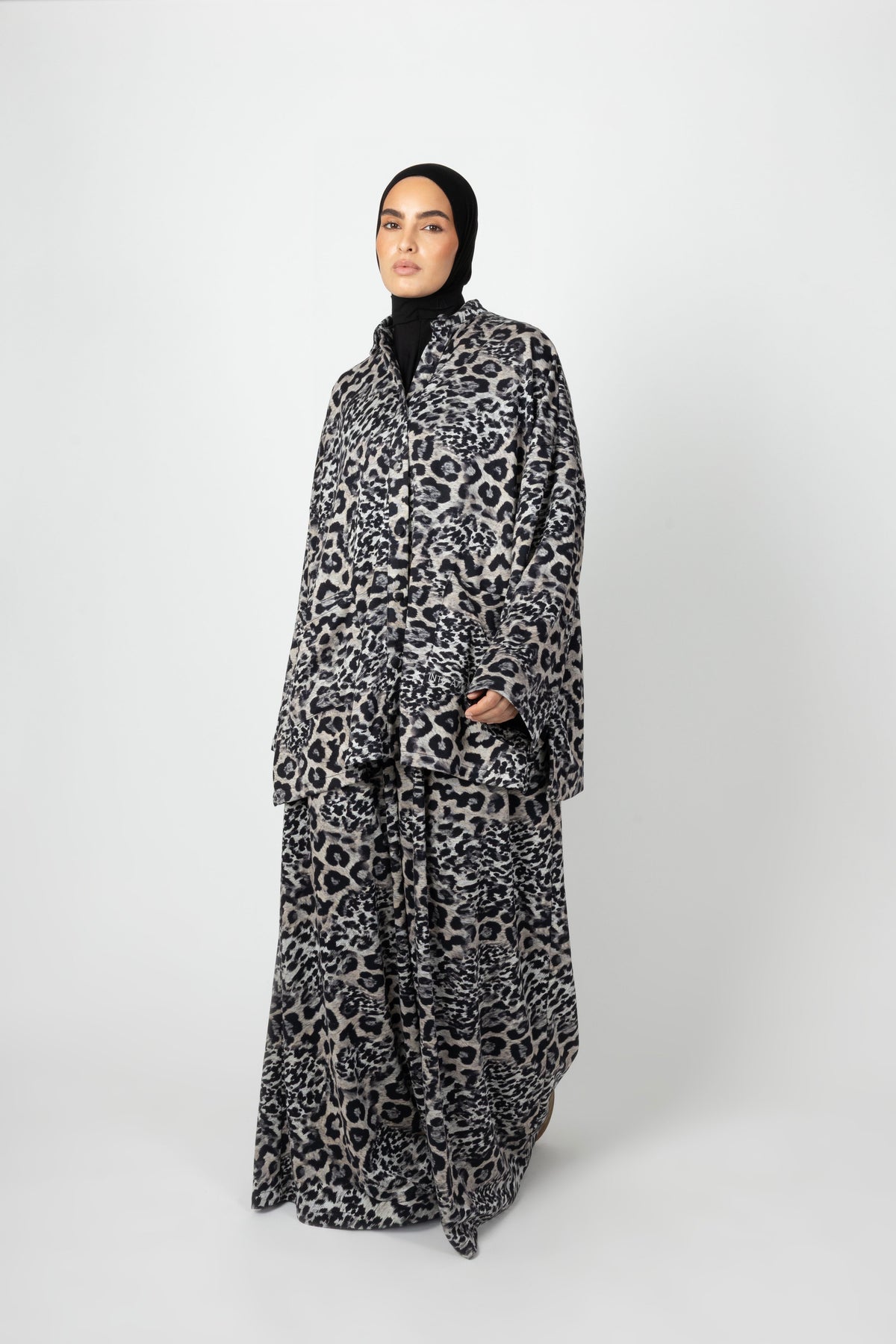Wide Twinset - Monochrome Animal