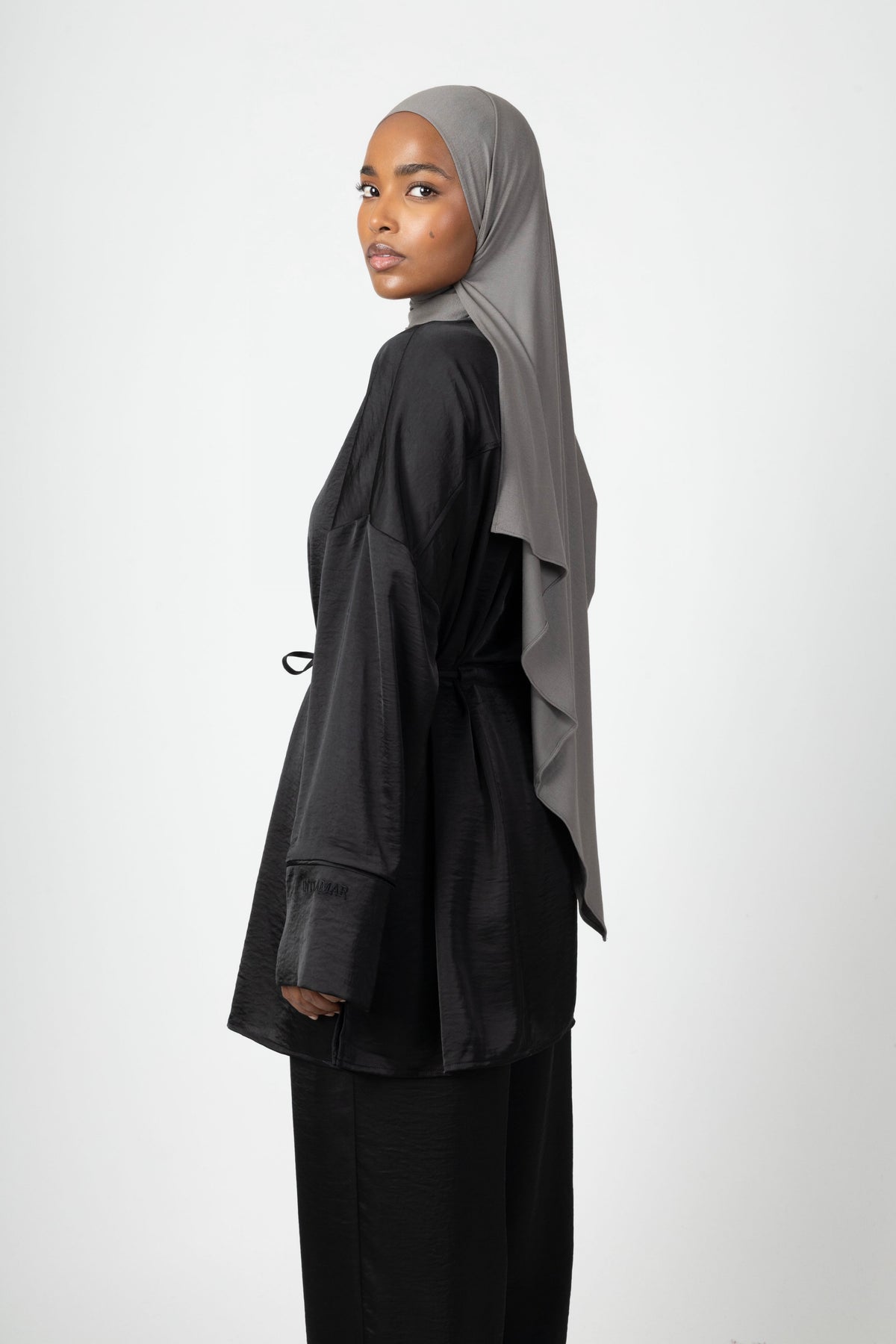 Silky Flow Pants - Black