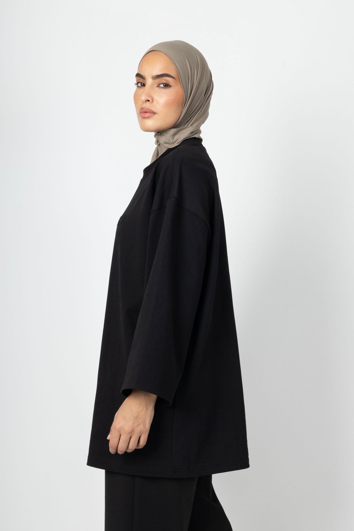 Oversized Essence Shirt - Black