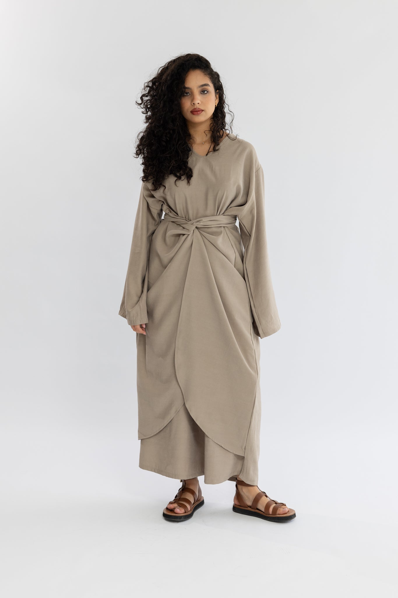 Twist Charm Abaya - Taupe