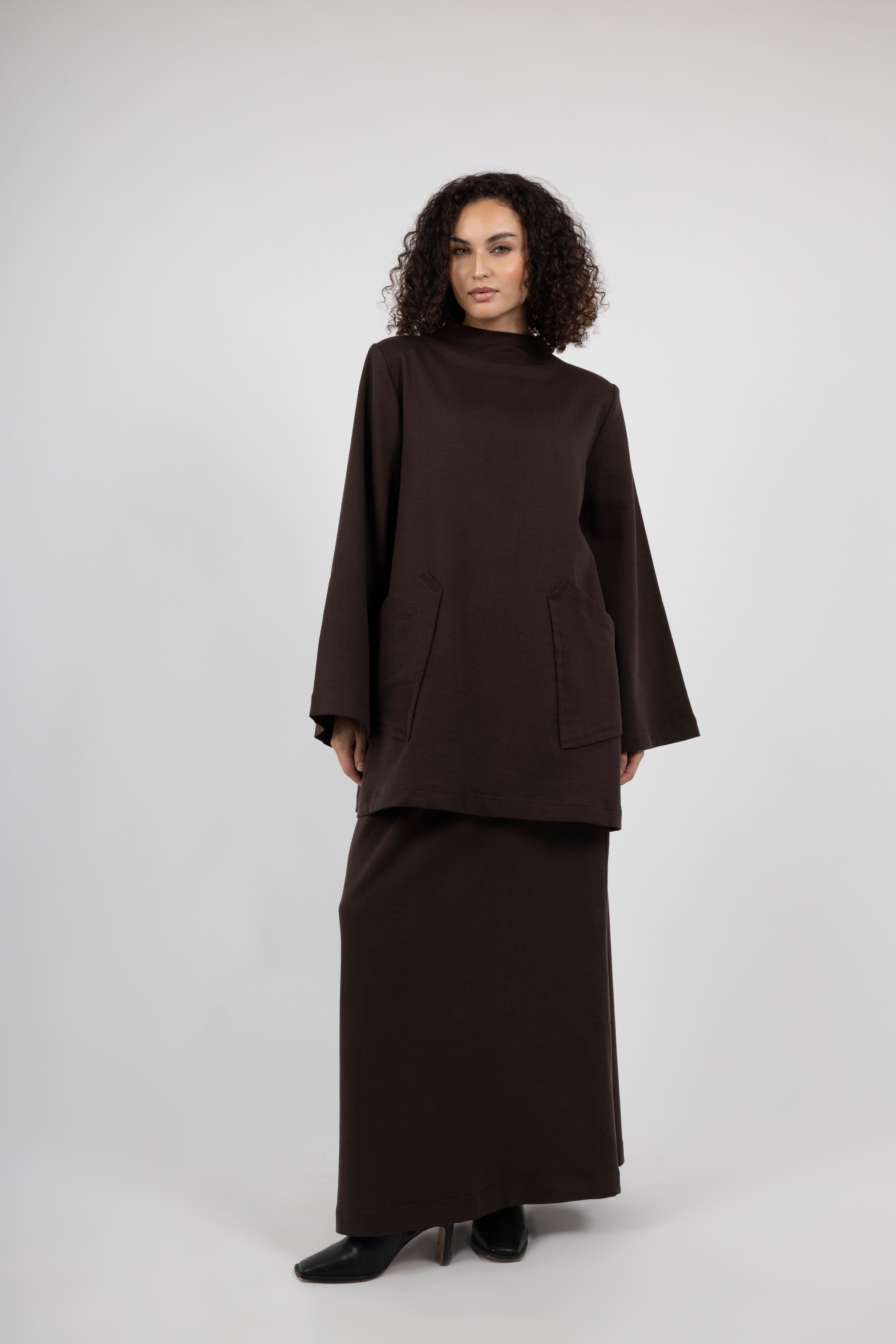 Atelier High Neck Set – Walnut