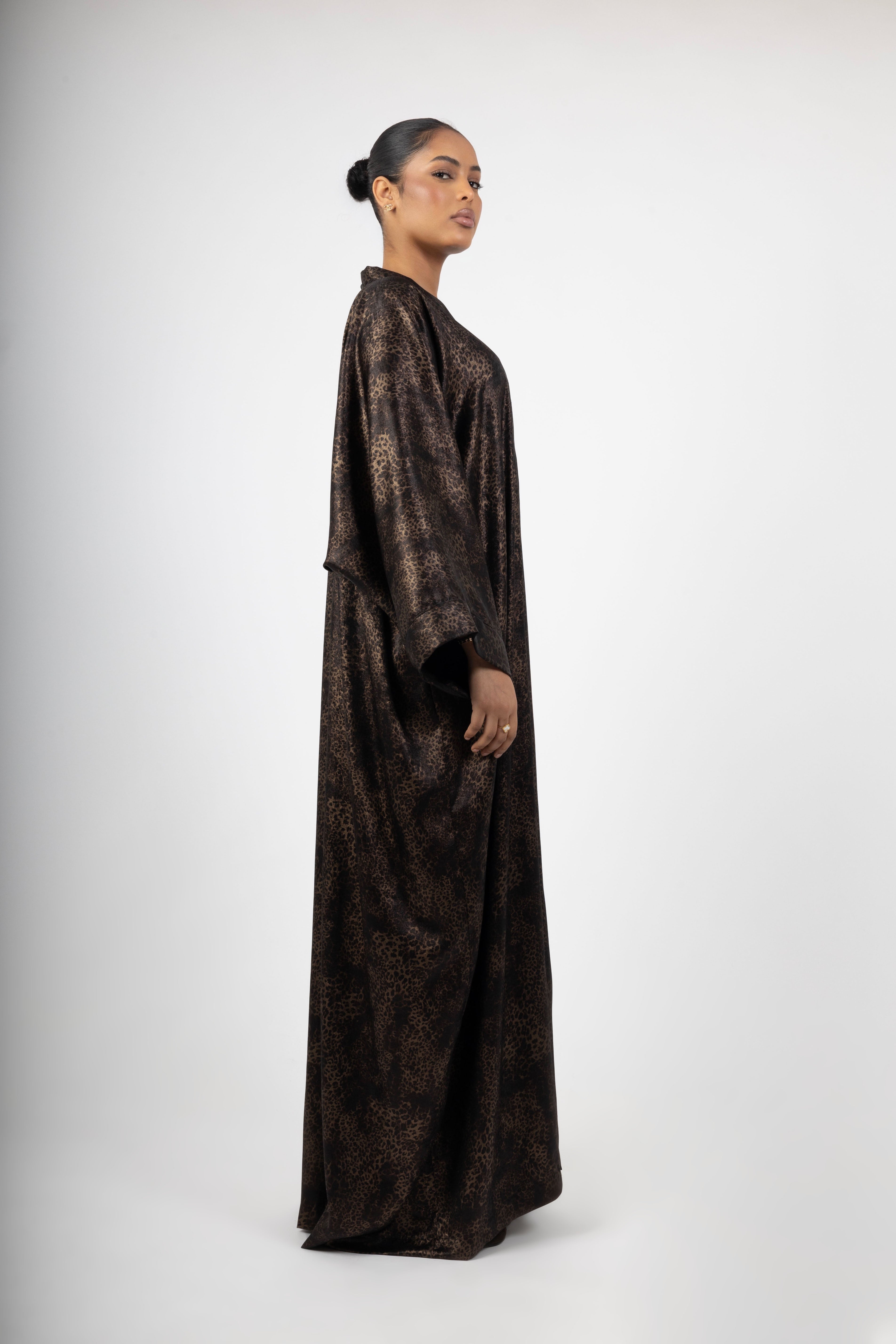 Abaya - Sable Glow