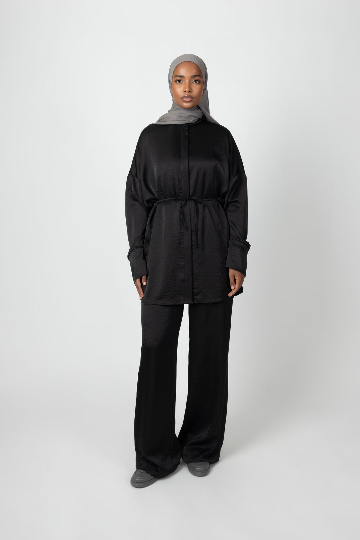 Silky Flow Pants - Black