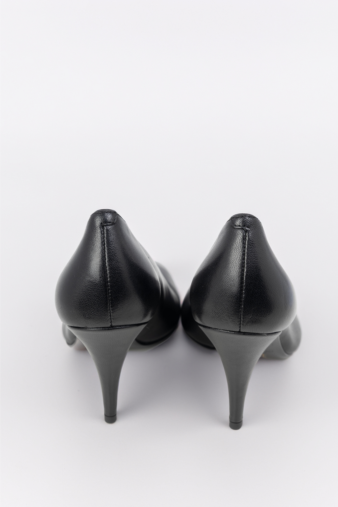 The Arc Pump Leather - Black
